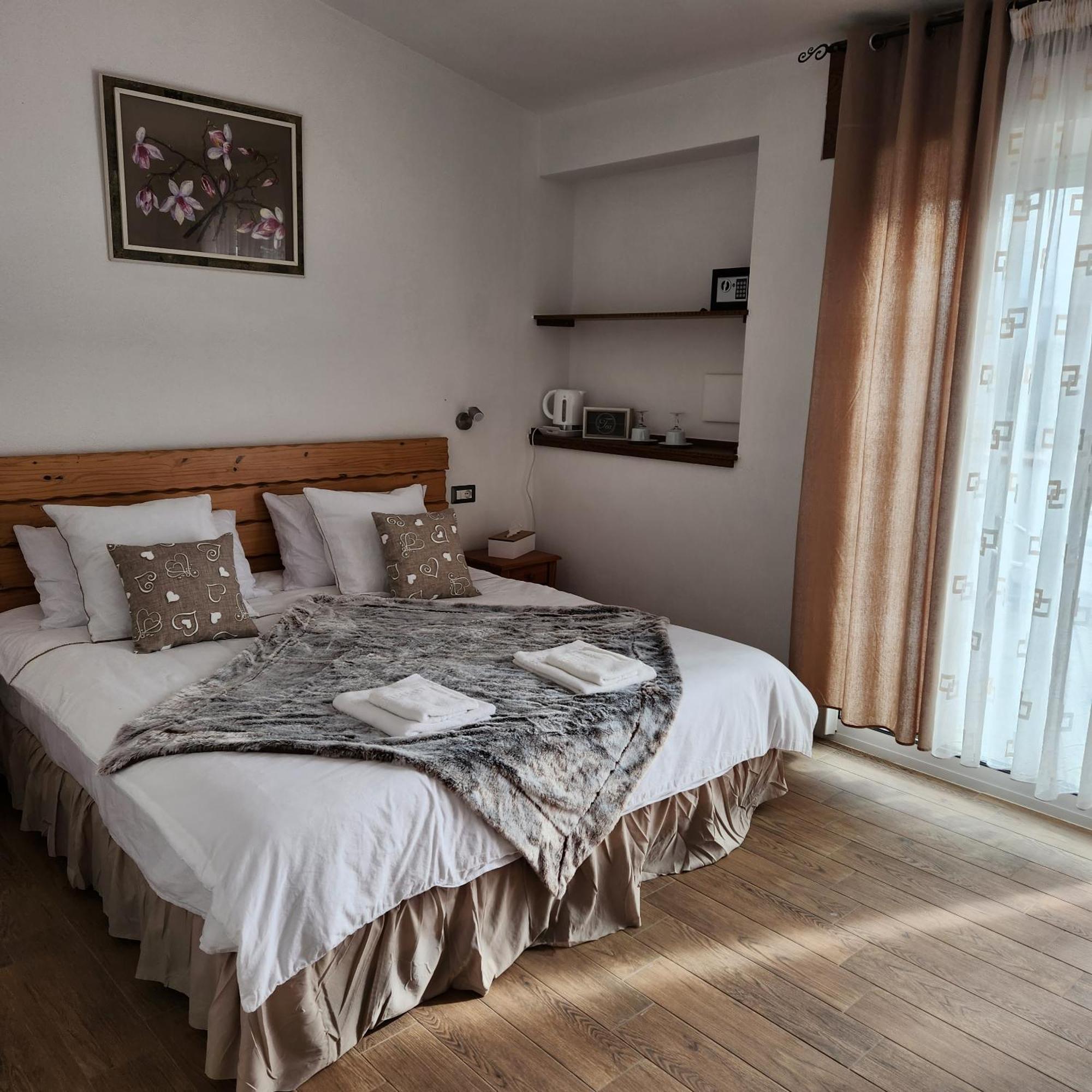 Hotel Iloghe Di Marras Loculi Zewnętrze zdjęcie