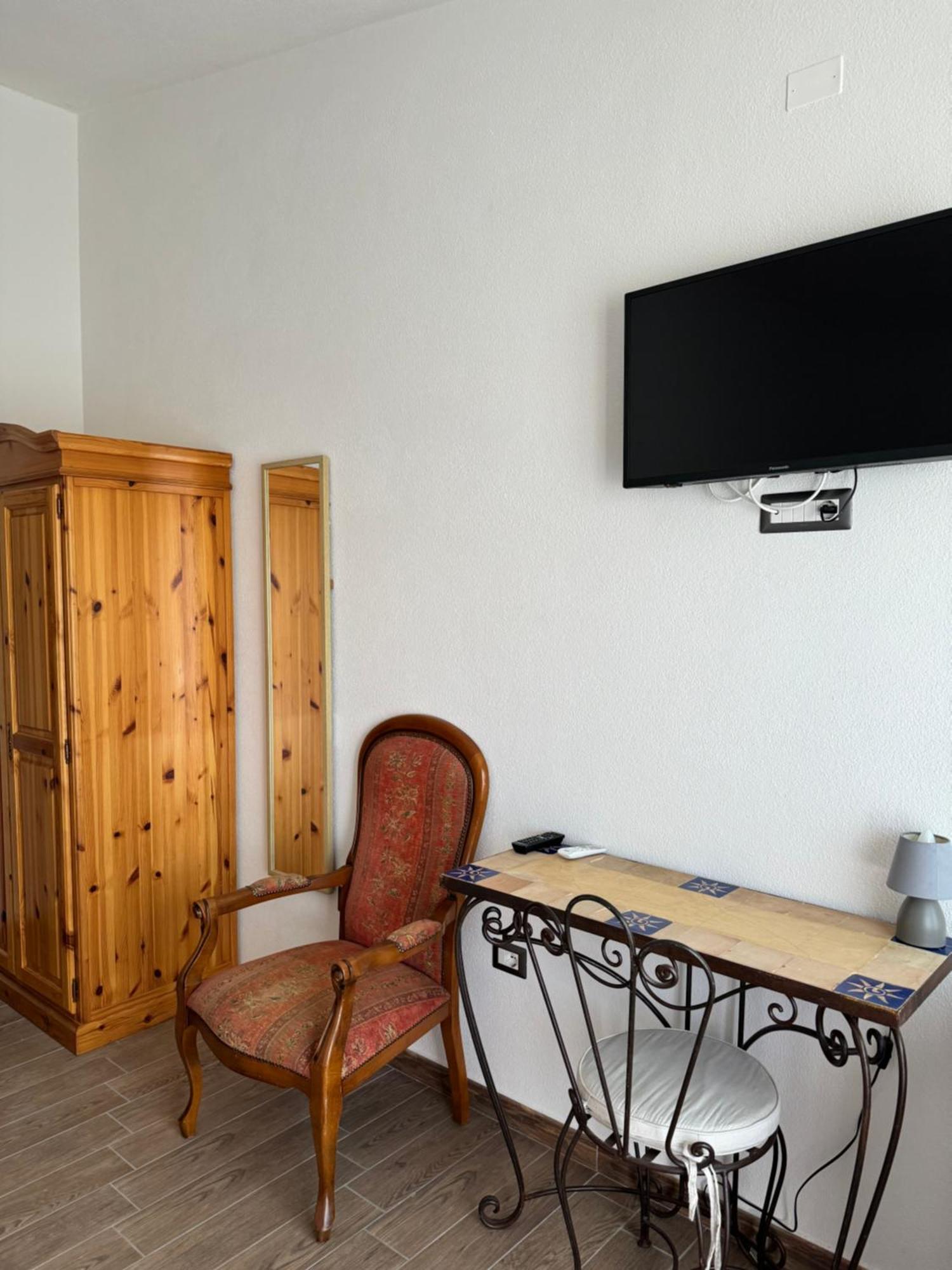 Hotel Iloghe Di Marras Loculi Zewnętrze zdjęcie